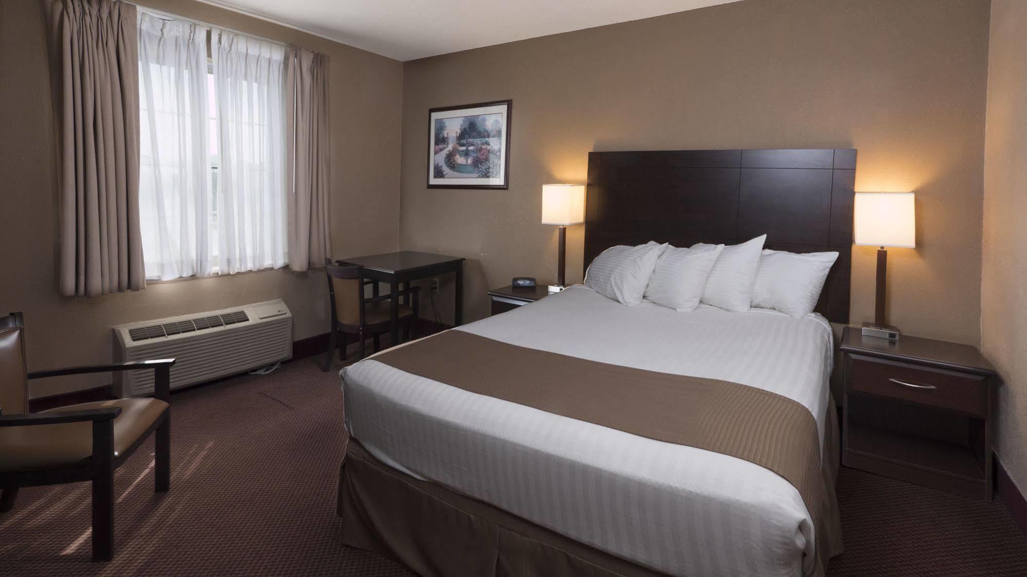 Moberly Inn & Suites 외부 사진